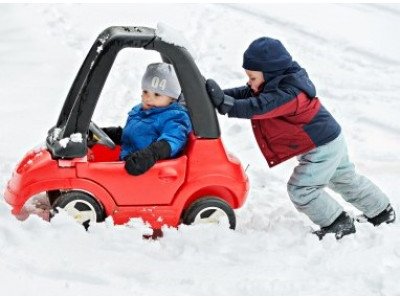 ТОП-3 детских электромобилей для зимы