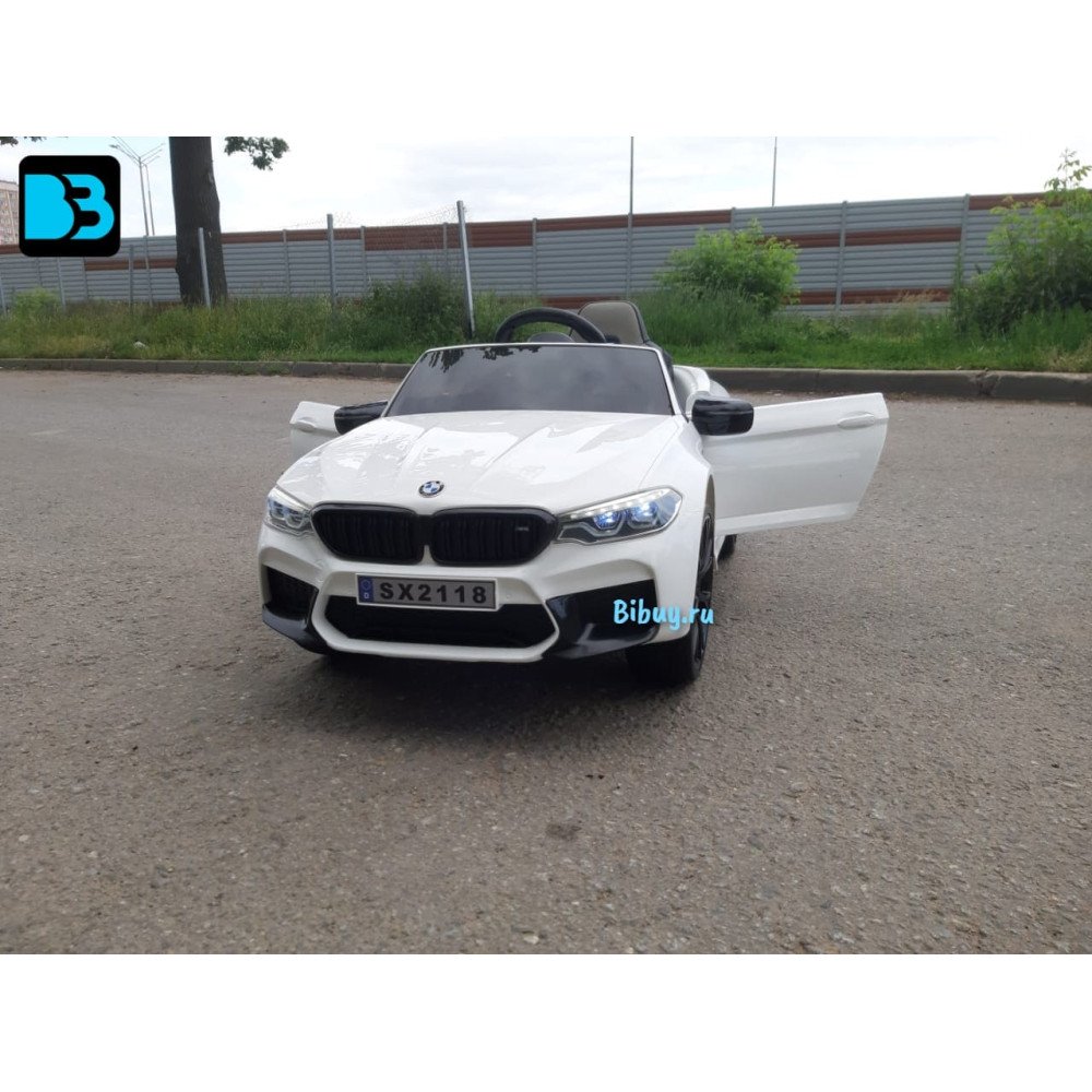Детский электромобиль BMW M5 Competition (A555MP) белый