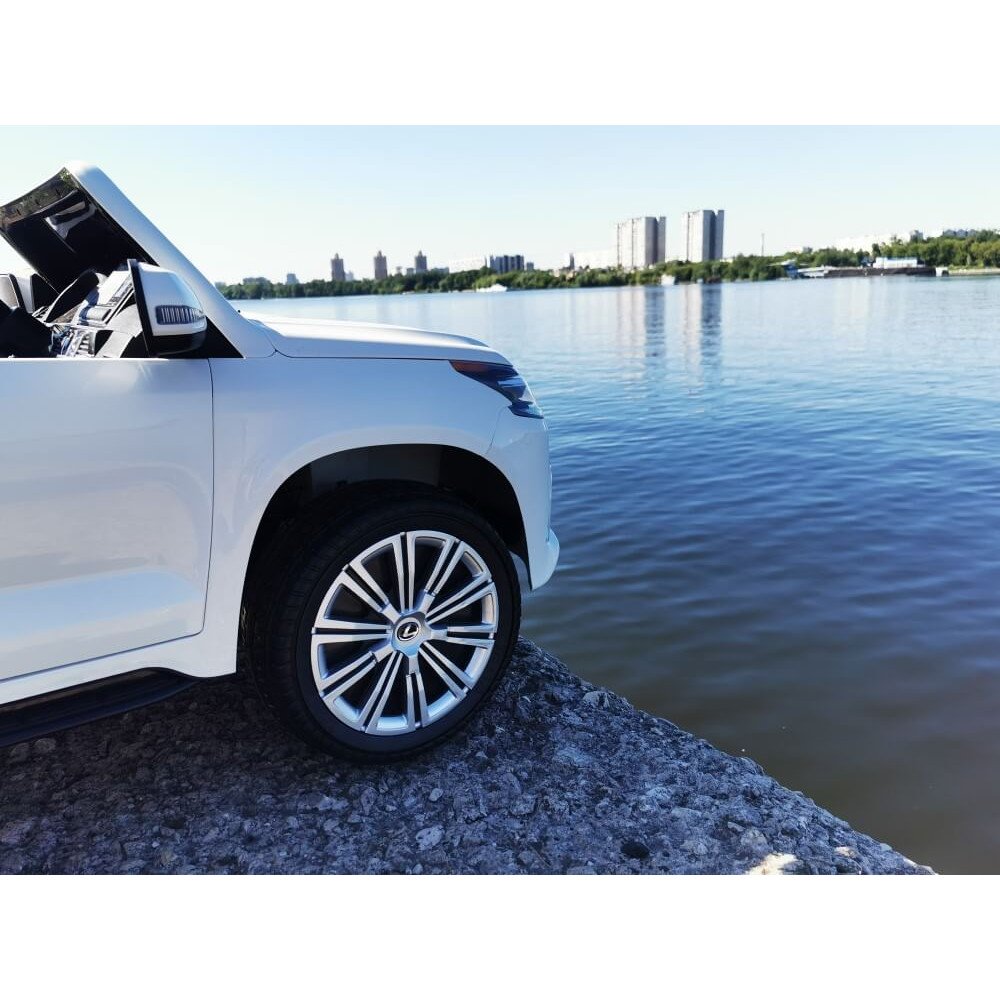 Детский электромобиль Lexus LX 570 (Белый)