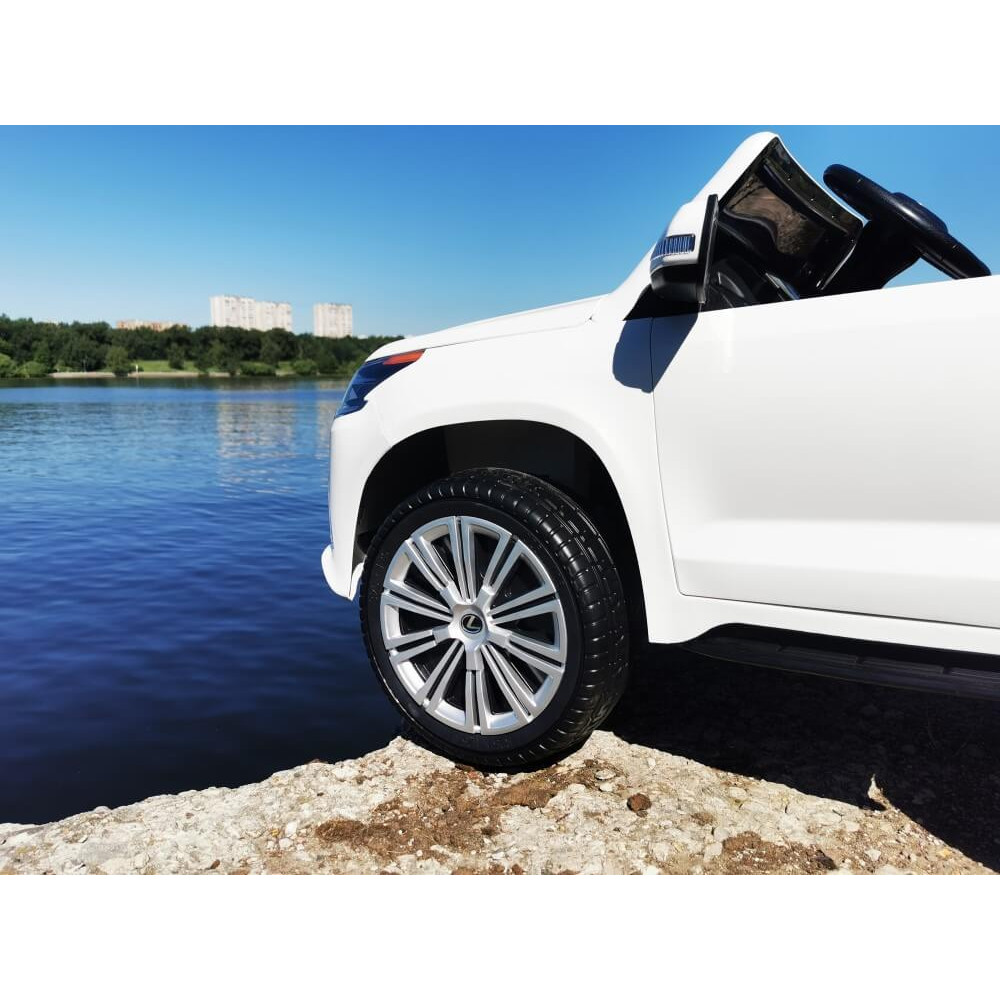 Детский электромобиль Lexus LX 570 (Белый)
