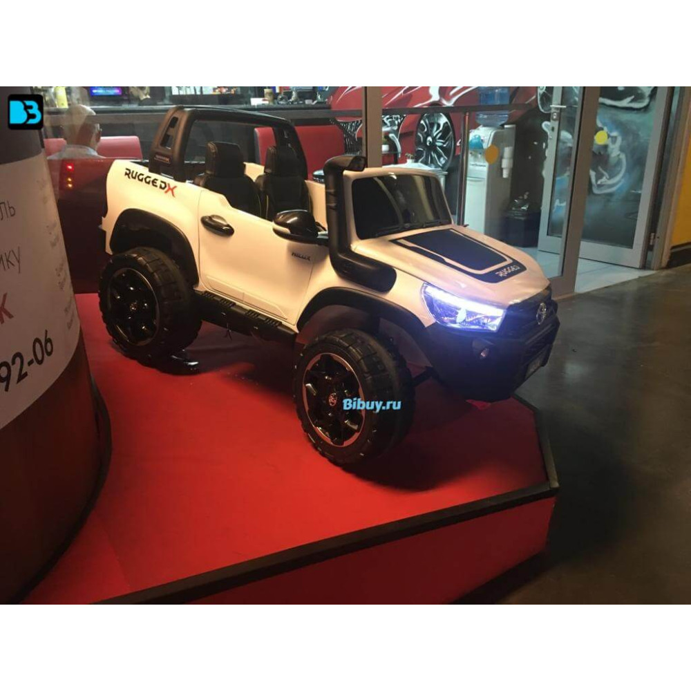 Детский электромобиль Toyota Hilux (DK-HL850) белый