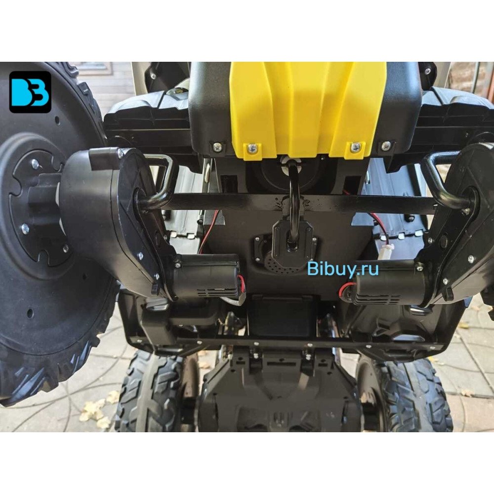 Детский электроквадроцикл BRP Can-Am Renegade (Y333YY) белый