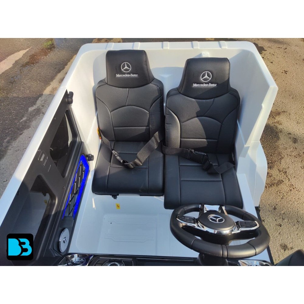 Электромобиль Mercedes-AMG G63 (G111GG) 24V белый, полный привод