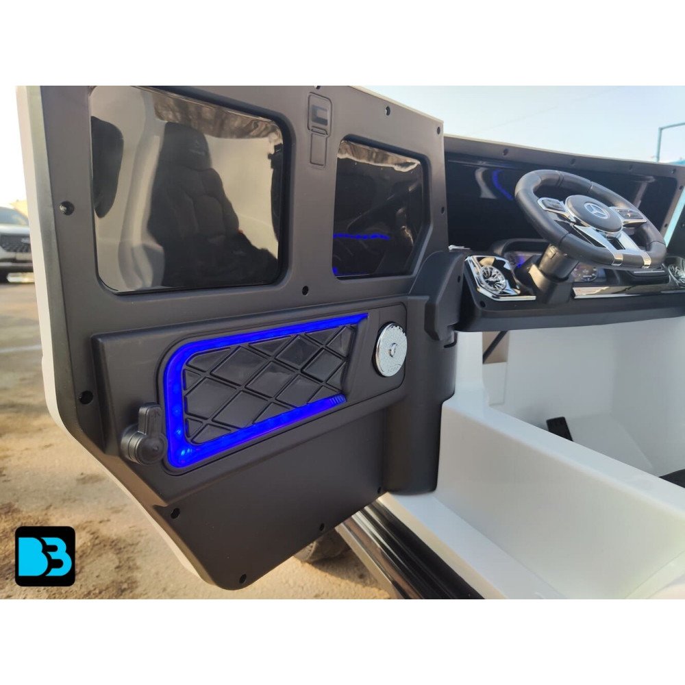 Электромобиль Mercedes-AMG G63 (G111GG) 24V белый, полный привод