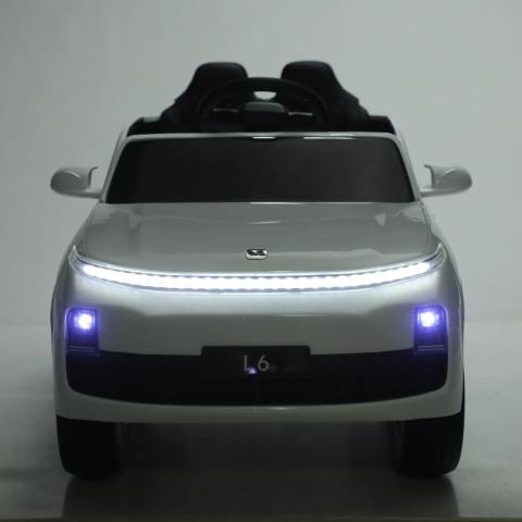 Детский электромобиль Lixiang L6 4х4 YEH5848ЧЗ Белый
