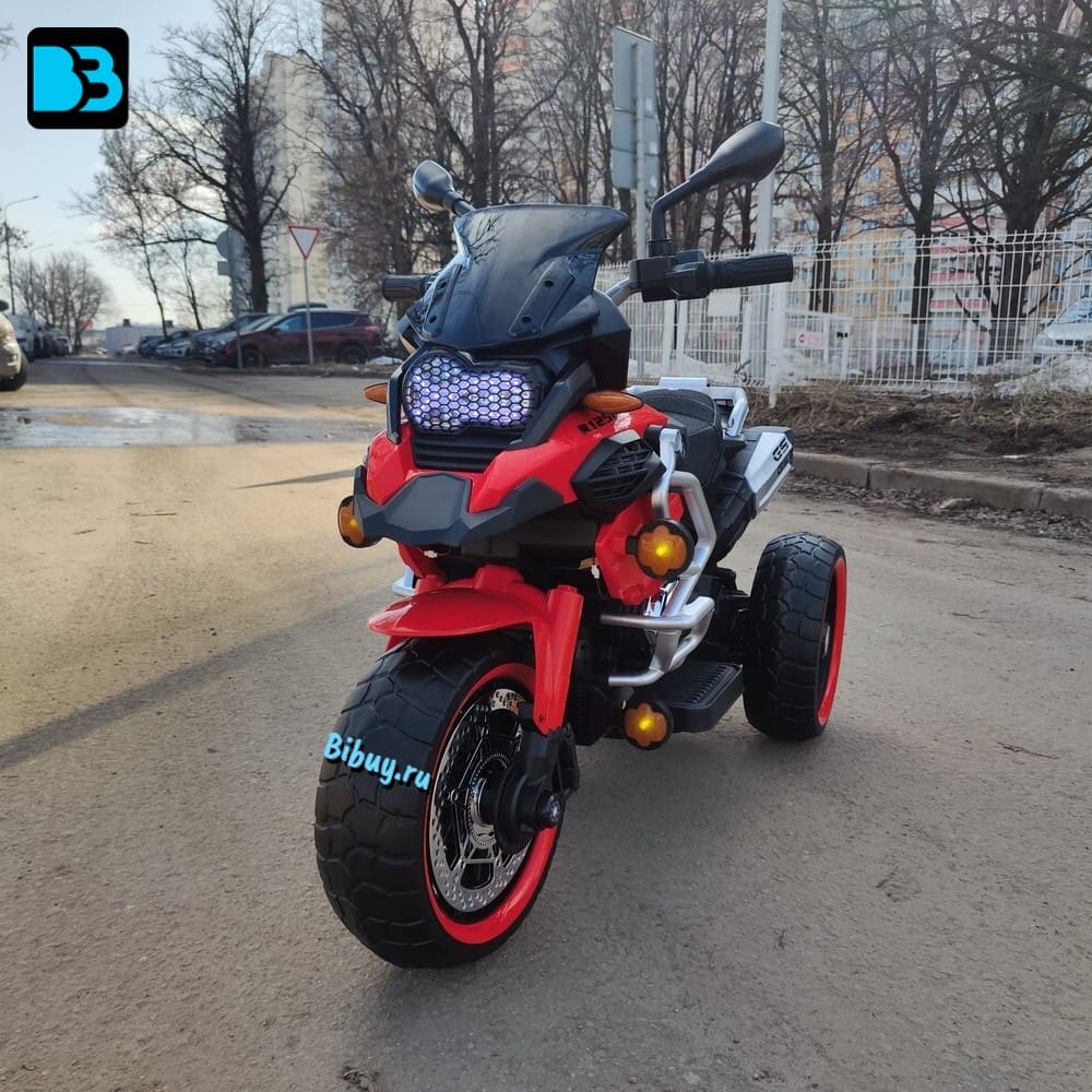 Детский трицикл М008БХ красный