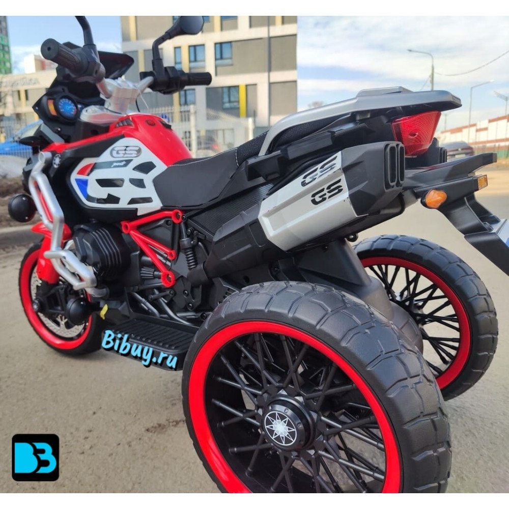 Детский трицикл М008БХ красный