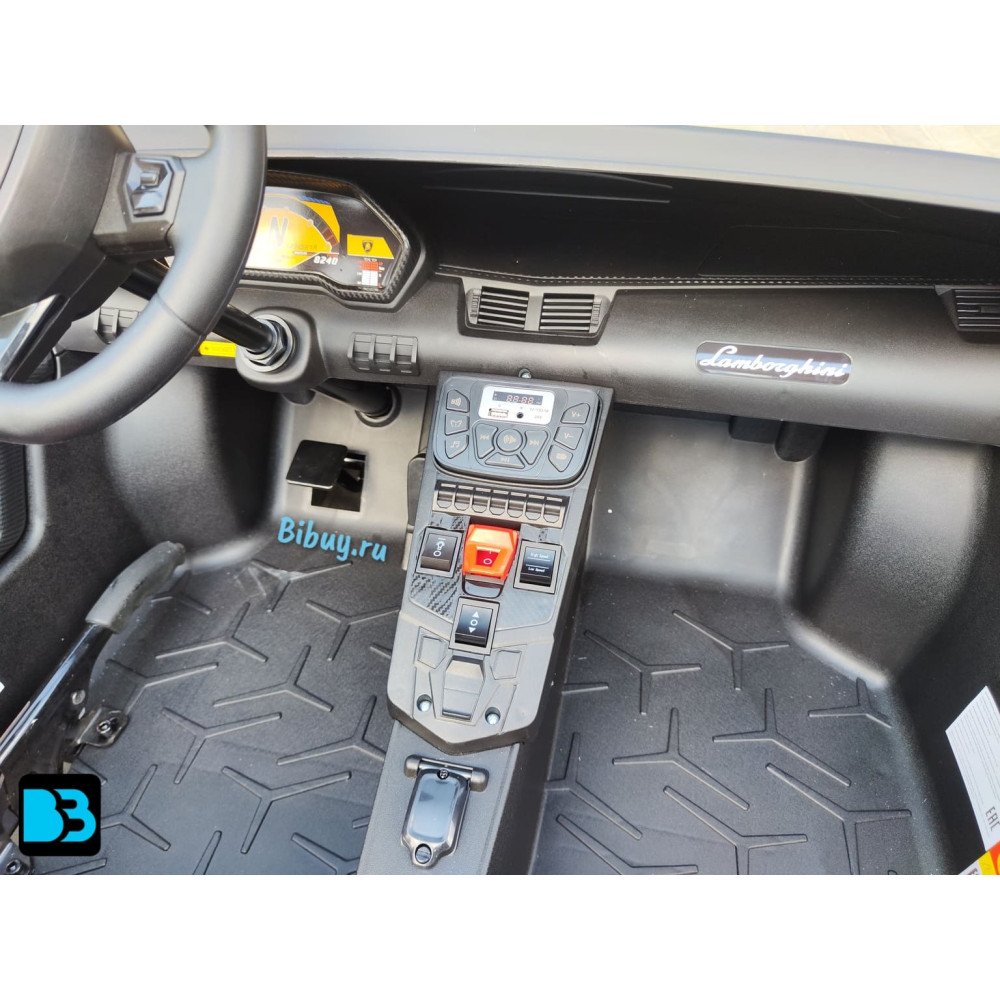 Детская машина Lamborghini Aventador SV (M777MM) красная, максимальная нагрузка 100 кг