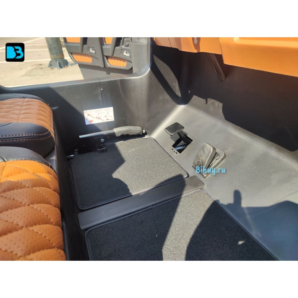 Большой электромобиль Mercedes-Maybach G650 Landaulet (M999MM) черный