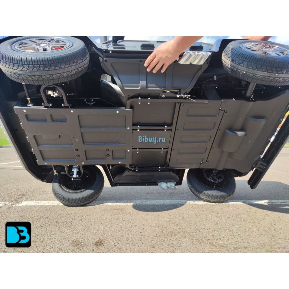 Большой электромобиль Mercedes-Maybach G650 Landaulet (M999MM) черный