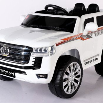 Джип Toyota LC300 3818 Белый