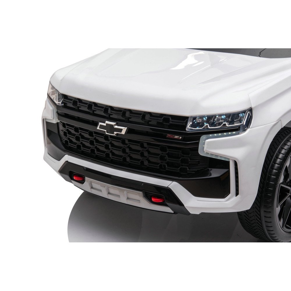 Джип Chevrolett Tahoe HL588 Белый