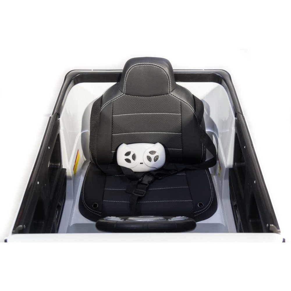 Детская машина Mercedes Benz G63 mini YEH1523 Белая