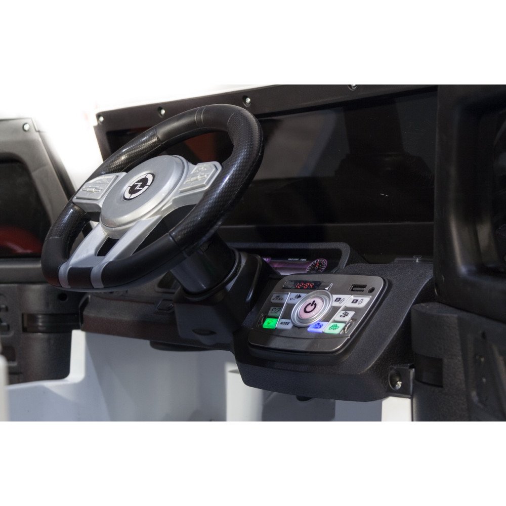 Детская машина Mercedes Benz G63 mini YEH1523 Белая