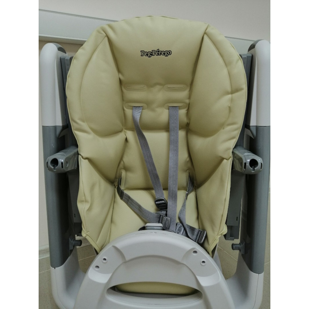 Стульчик для кормления Peg-Perego Tatamia Follow Me Paloma