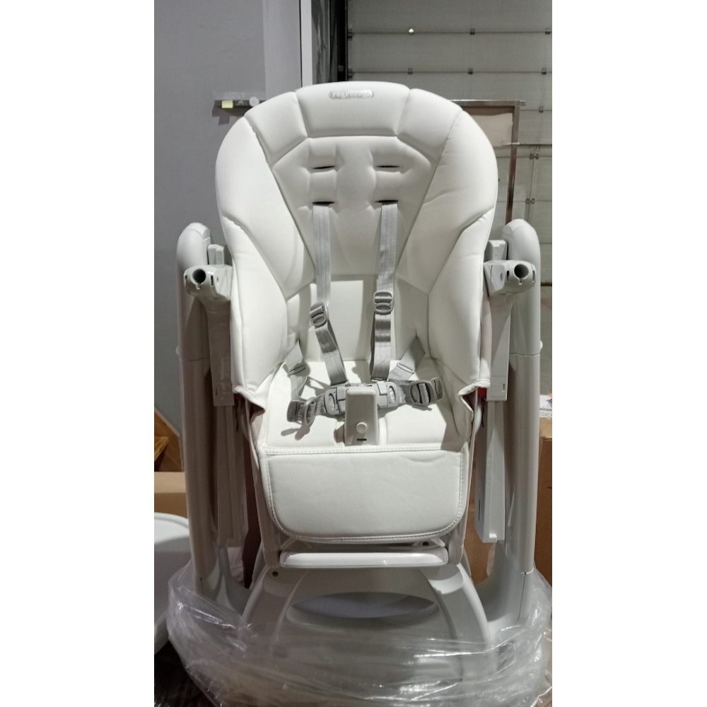 Стульчик для кормления Peg Perego Tatamia Follow Me Latte New