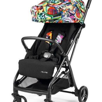 Прогулочная коляска Peg-Perego Selfie Street Art