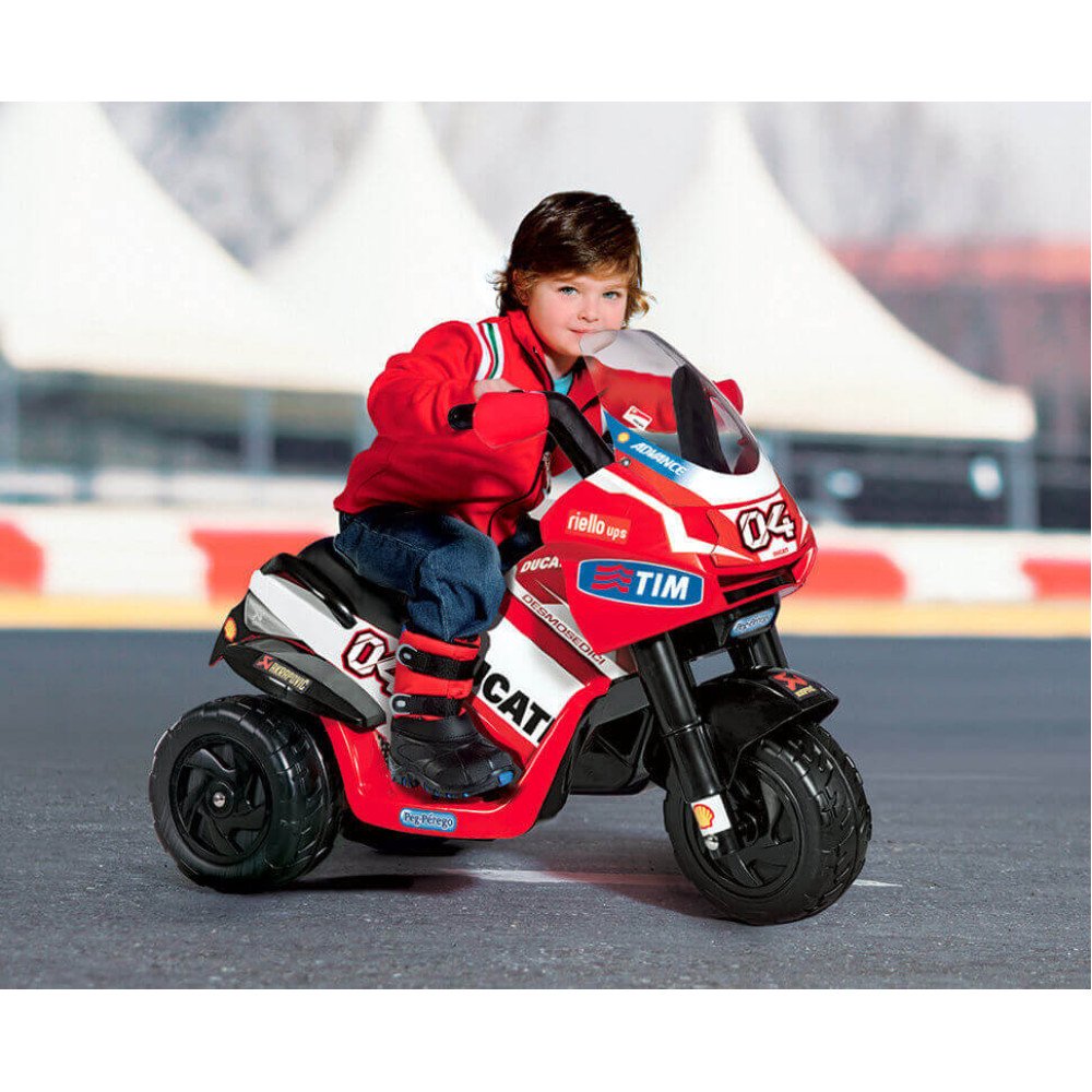 Детский электромотоцикл Peg-Perego Desmosedici