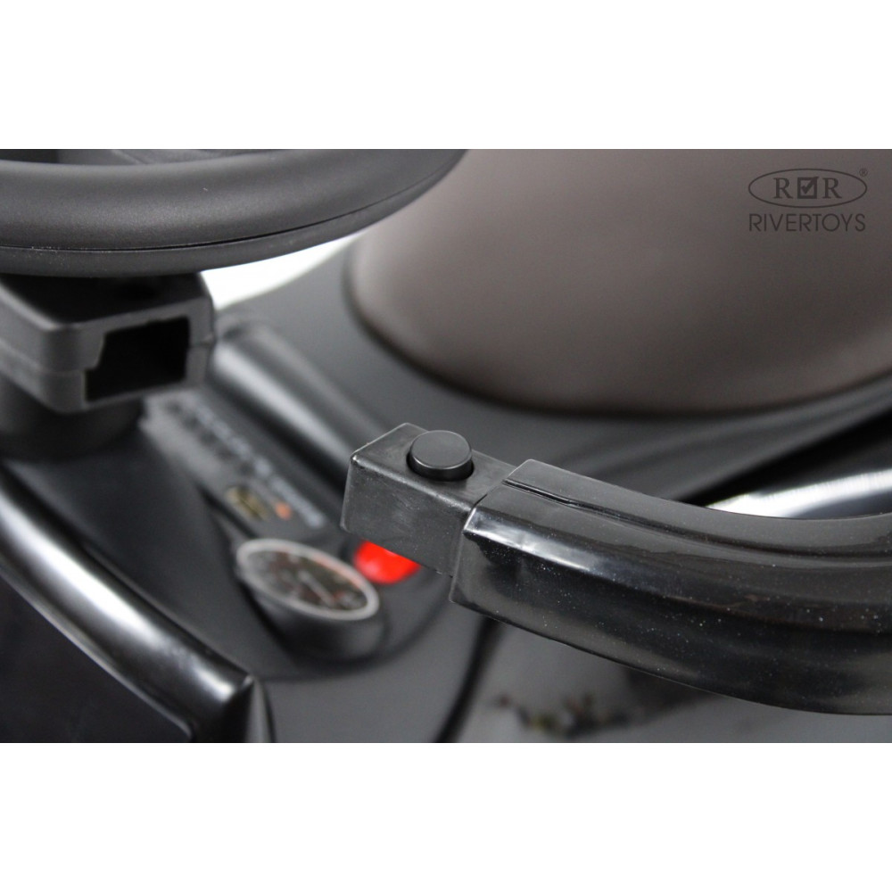 Детская машина каталка Мерседес Майбах Z003ZZ-A-BLACK черная