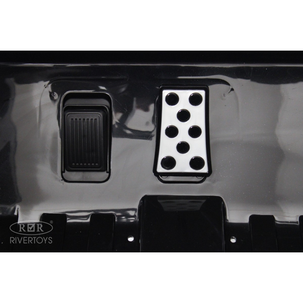 Двухместный электромобиль Mercedes-Benz Brabus Z888ZZ черный