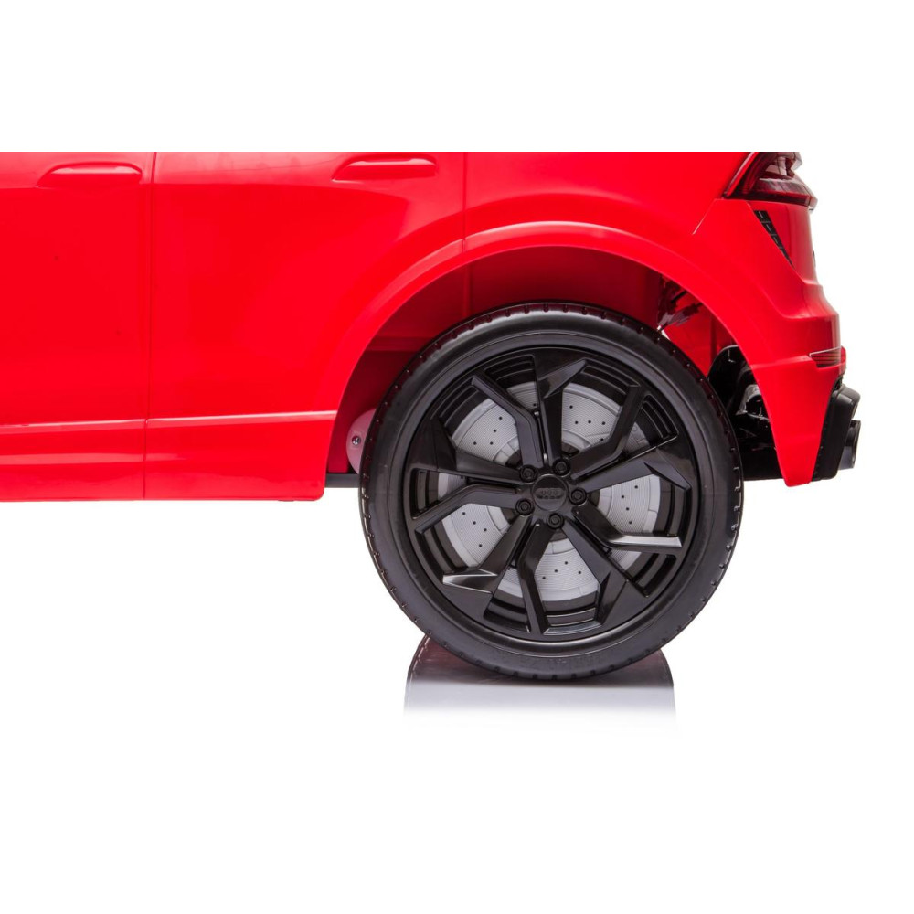 Детская машина Audi RS Q8 (HL518) красный, с пультом ДУ