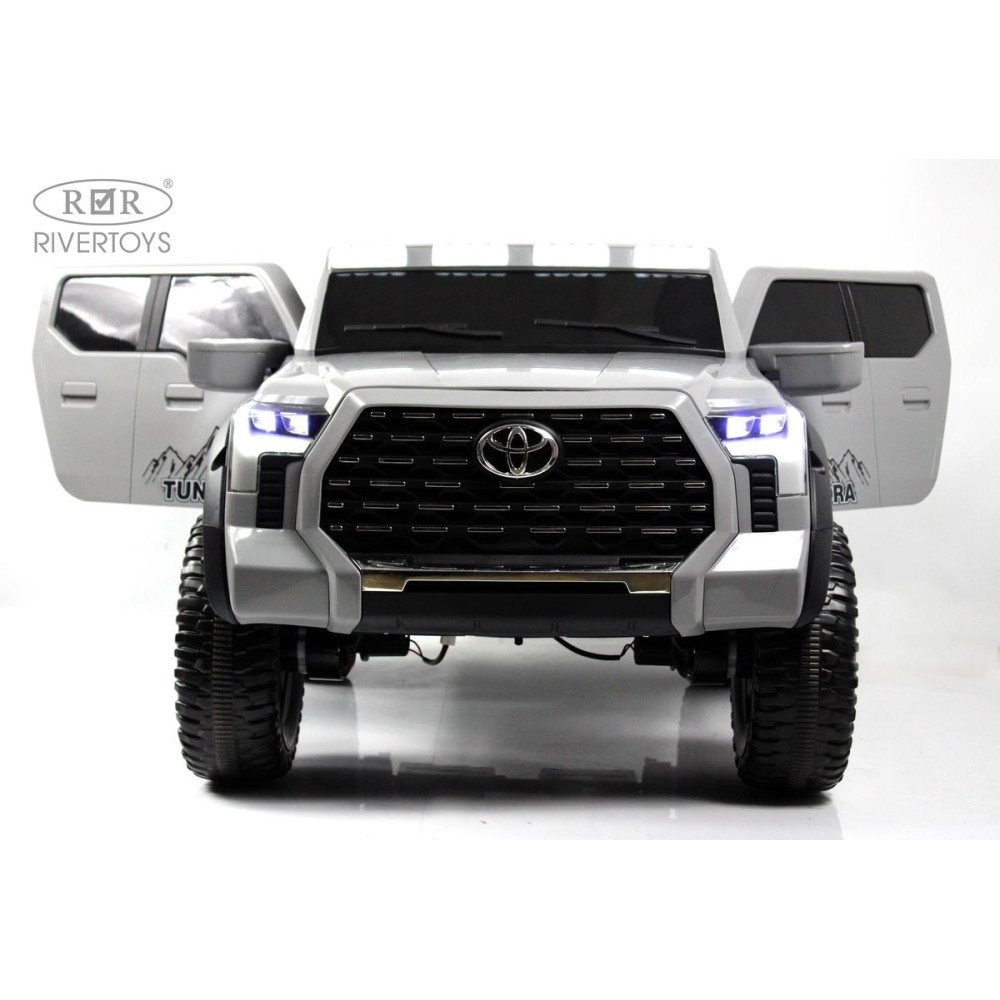Полноприводный электромобиль Toyota Tundra G444GG серый