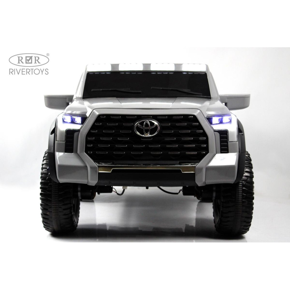 Полноприводный электромобиль Toyota Tundra G444GG серый