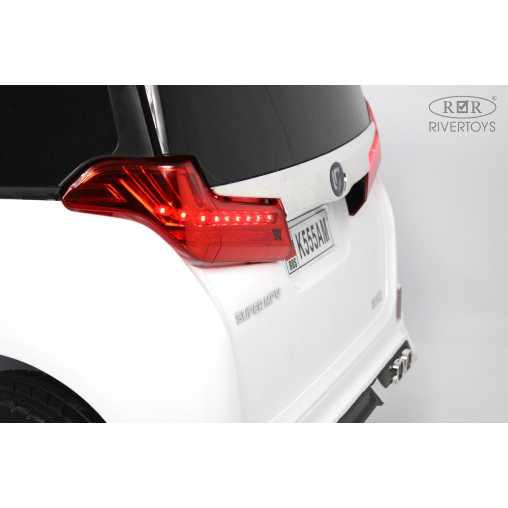 Детский электромобиль Toyota K555AM белый