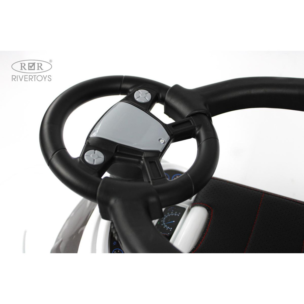 Детский толокар Мазератти L003LL-M белый