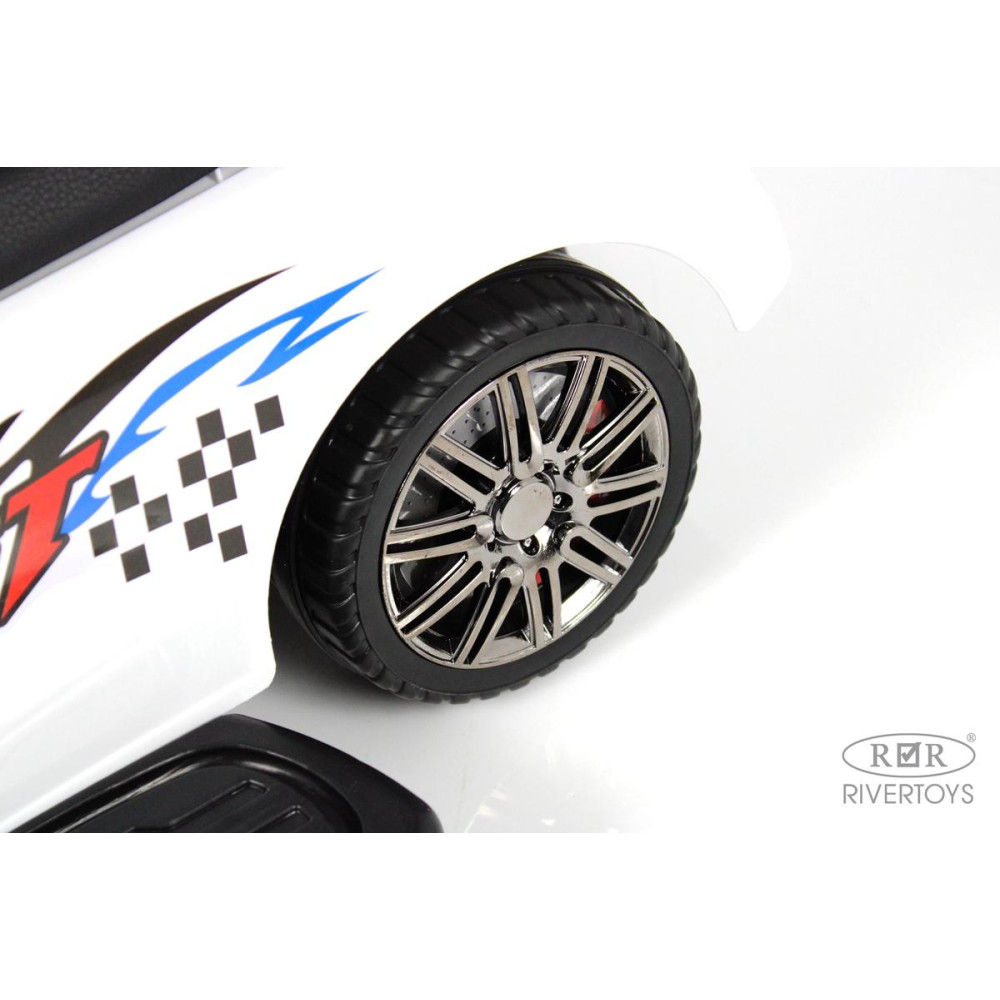 Детский толокар Мазератти L003LL-M белый