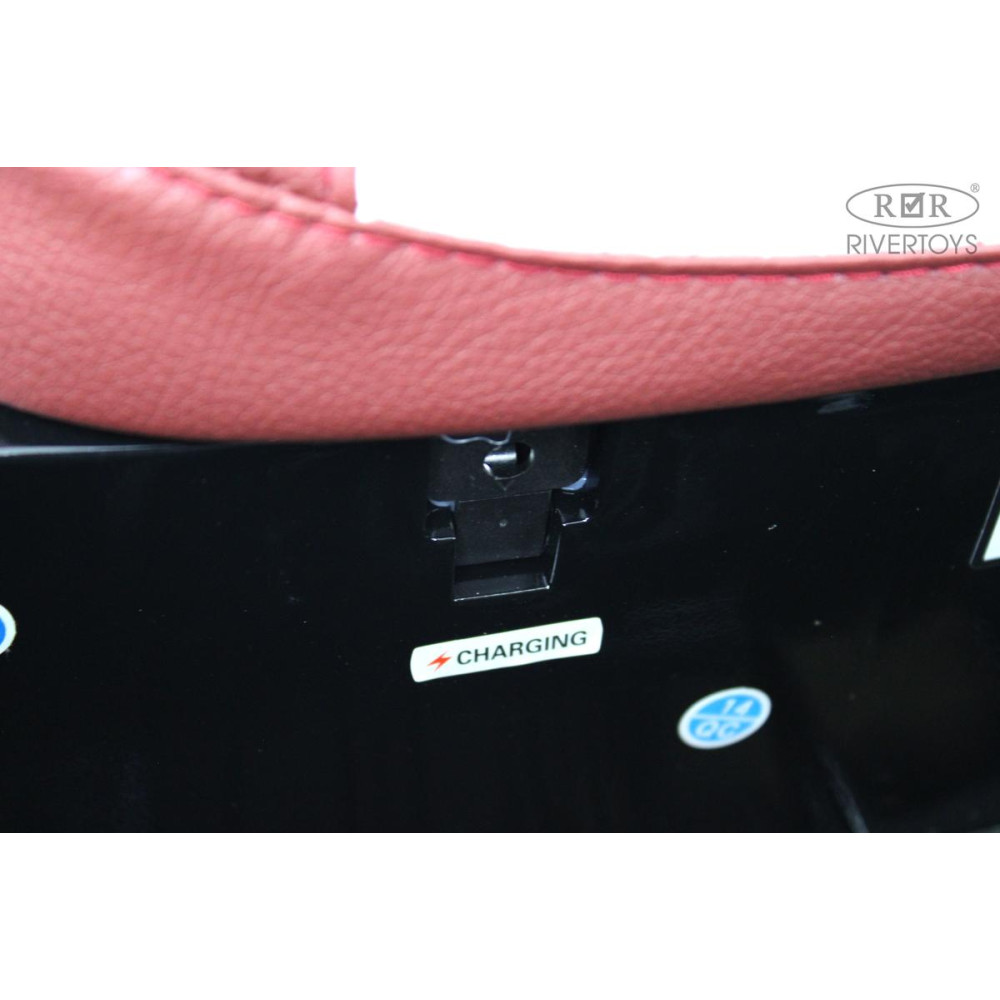 Детский электромобиль Bentley X007XX с пультом черный глянец