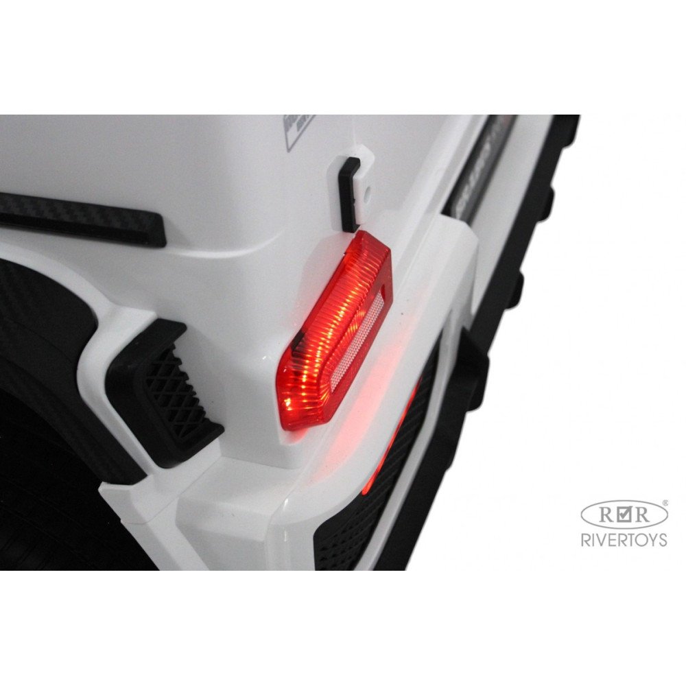 Детский автомобиль Mercedes-Benz Brabus Z888ZZ белый