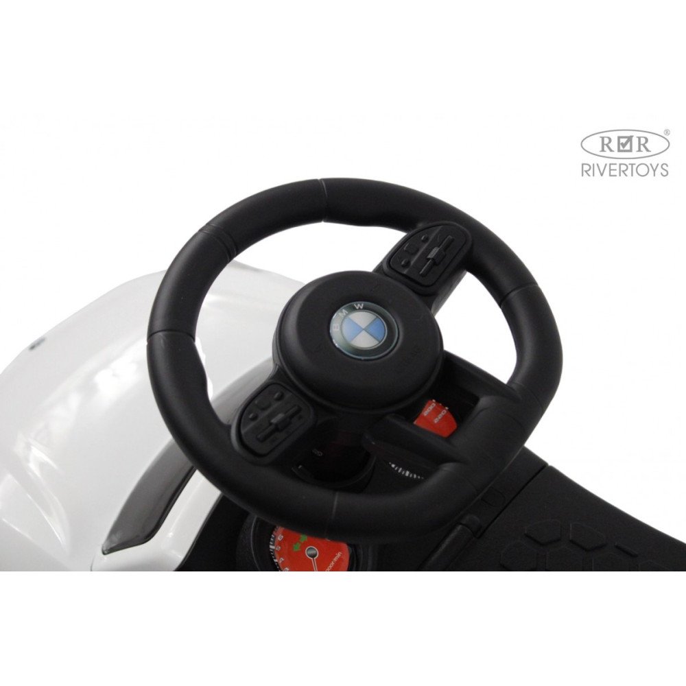 Детский толокар BMW Z004ZZ-B белый
