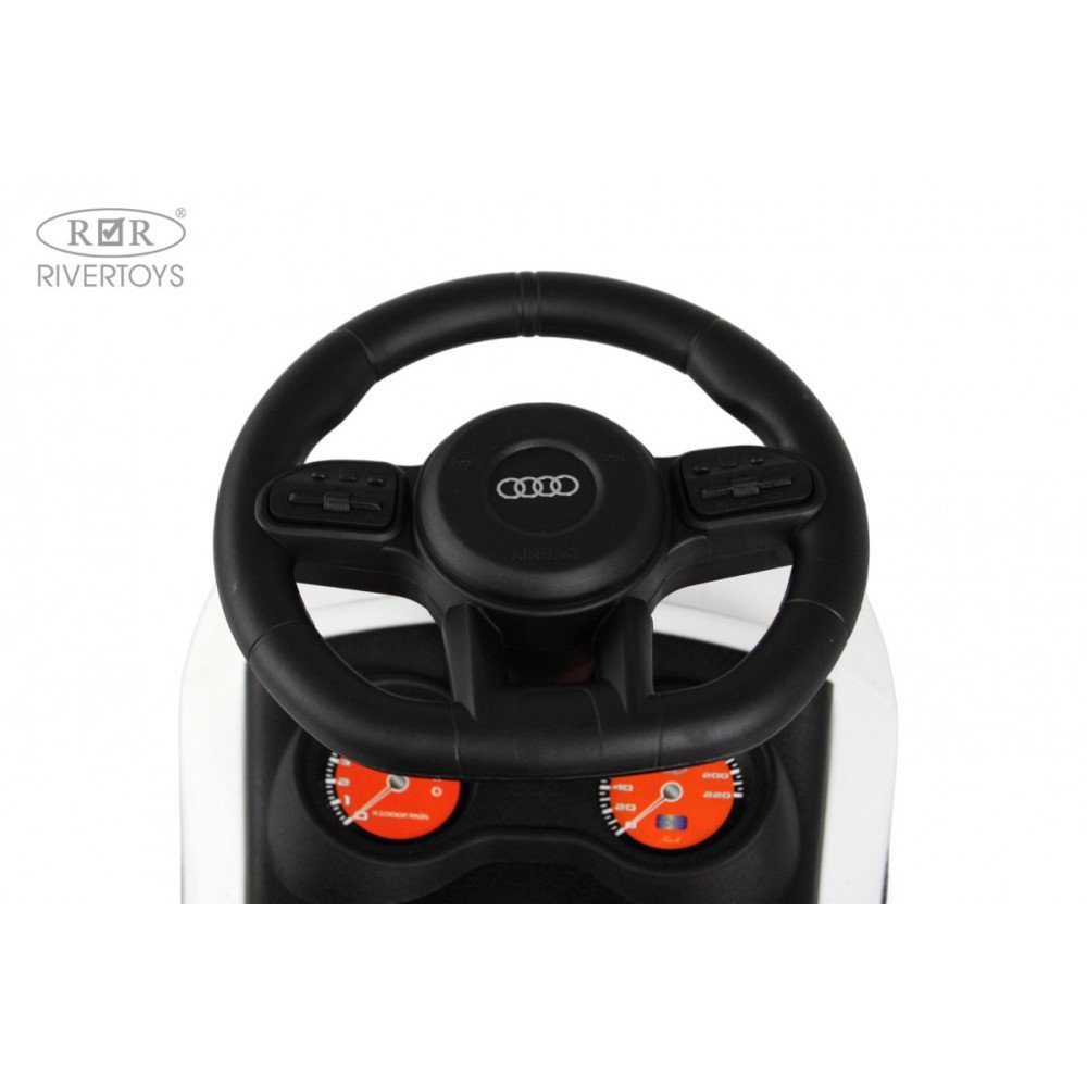 Толокар Audi Z004ZZ-A белый