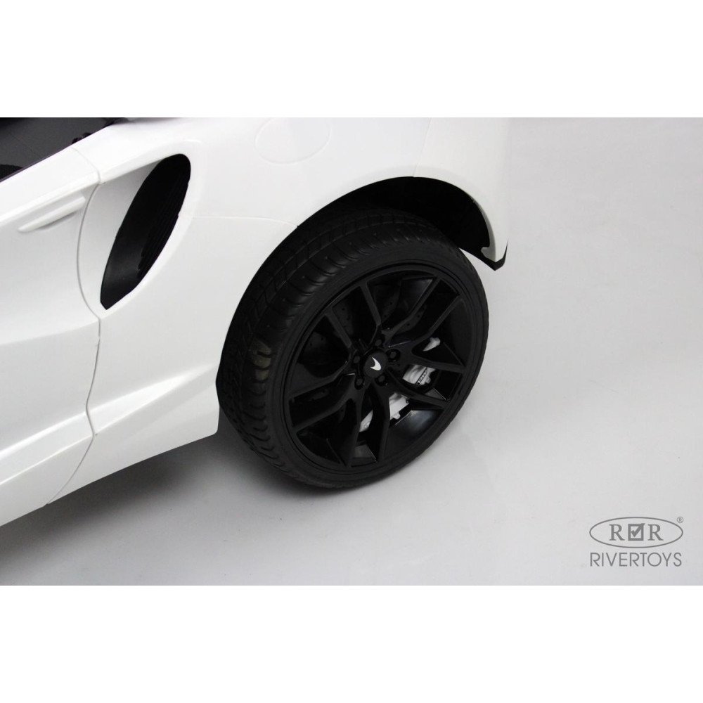 Детский электромобиль McLaren Artura (P888BP) белый