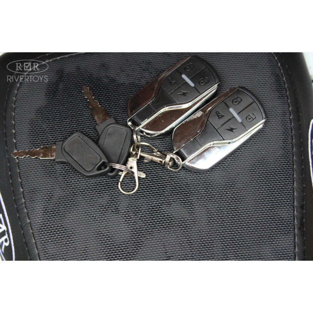 Детский электроквадроцикл TIKI LUX с максимальной скоростью 25 км/ч, желтый Special