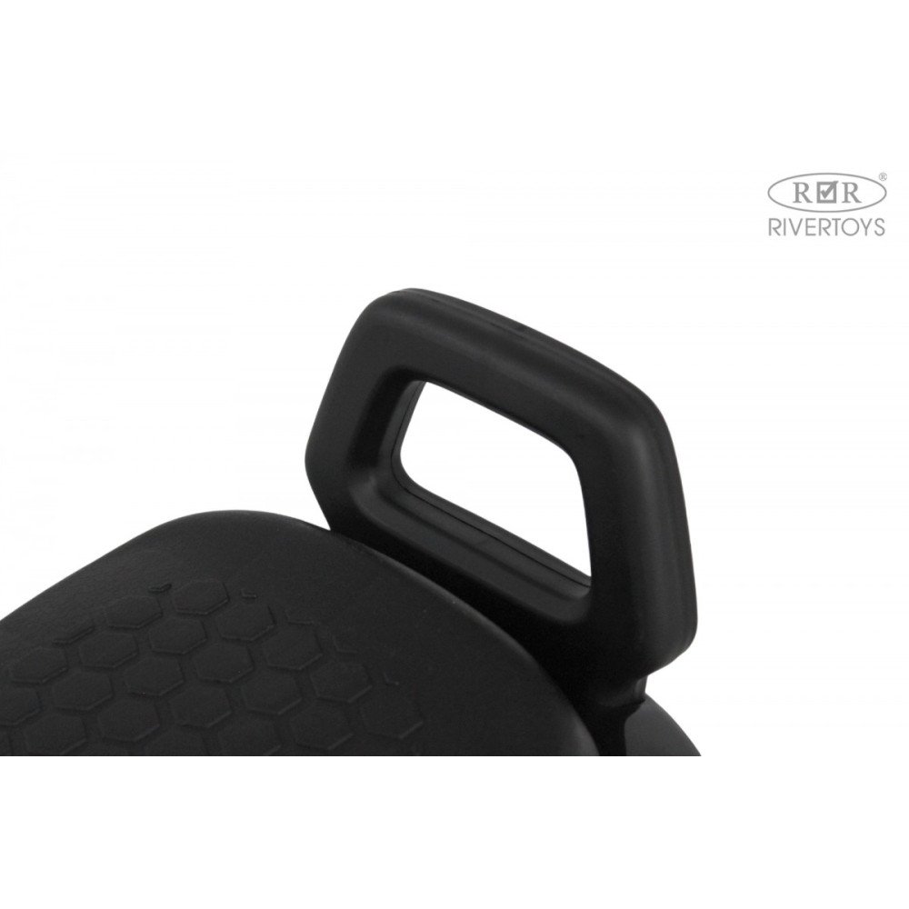 Толокар Audi Z004ZZ-A черный с музыкальным рулём и световыми фарами