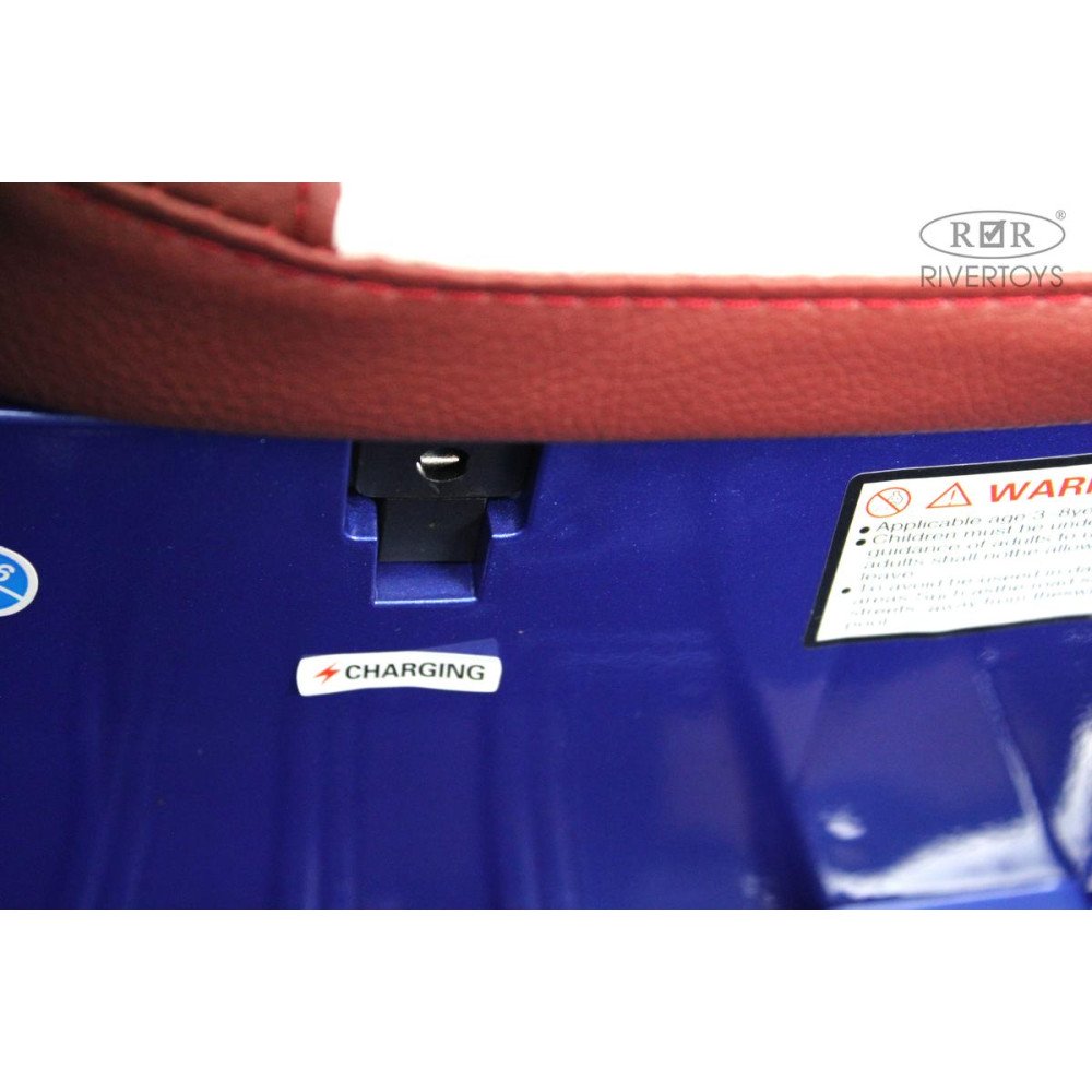 Электромобиль Audi X008XX синий глянец