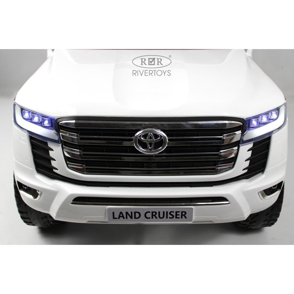 Детский джип Toyota Land Cruiser 300 L999LL белый, полный привод, пульт ДУ