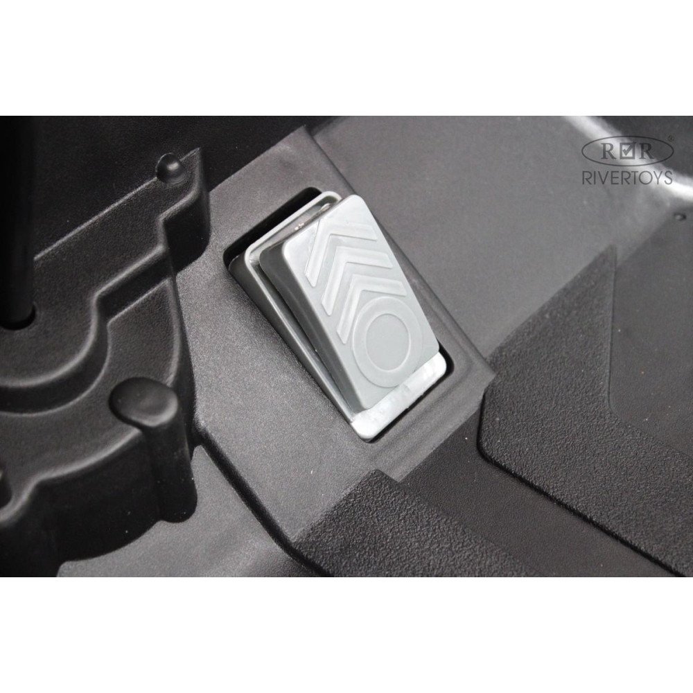 Детский электромобиль грузовик C444CC темно-зеленый