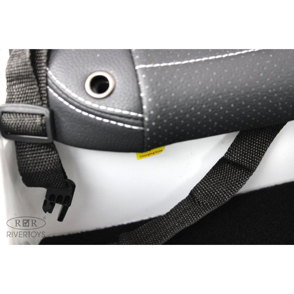 Детский электромобиль Mercedes-AMG G63 4WD (G333GG) белый