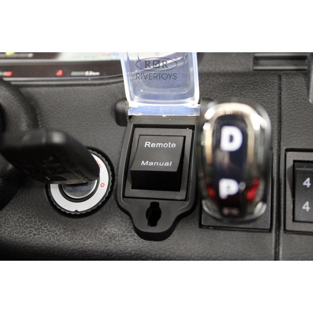 Детский электромобиль Range Rover Y999YY черный глянец