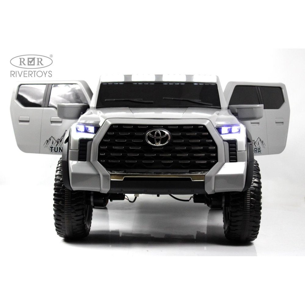 Полноприводный электромобиль Toyota Tundra G444GG серый