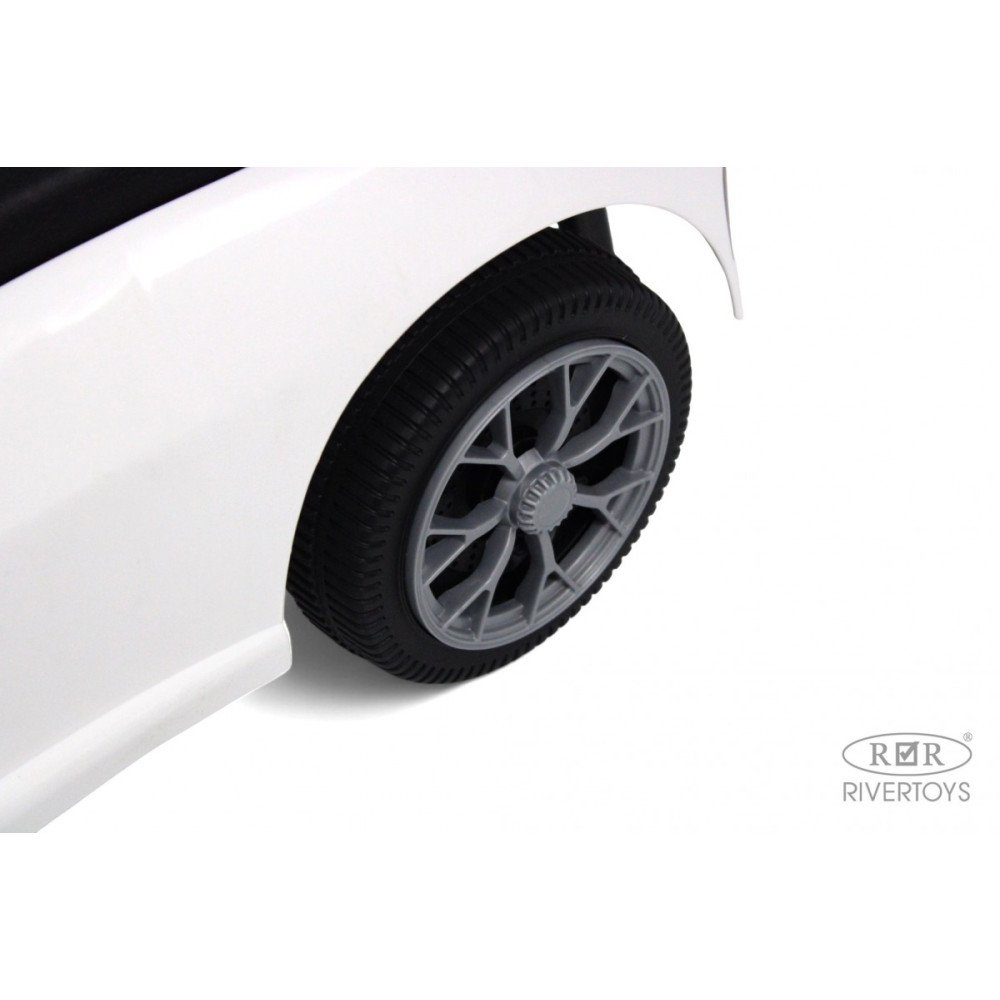 Детский толокар BMW Z004ZZ-B белый