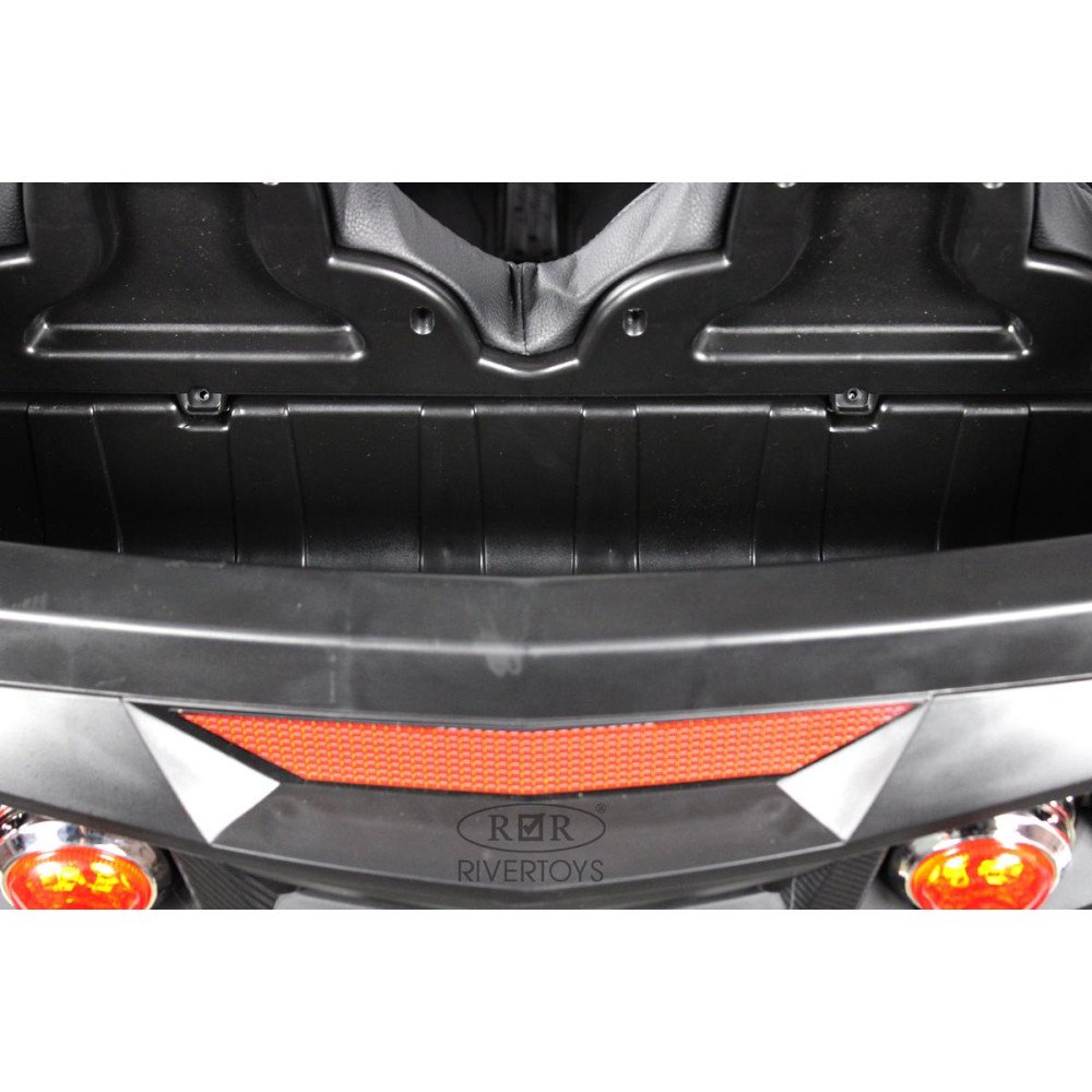 Полноприводный электромобиль джип Toyota М888БХ белый