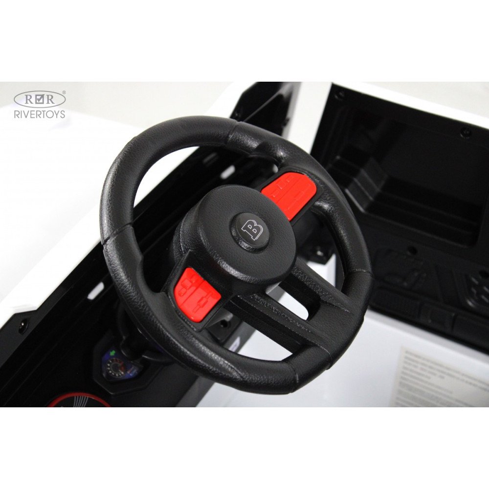Детский электромобиль Z111VO белый (RiverToys)