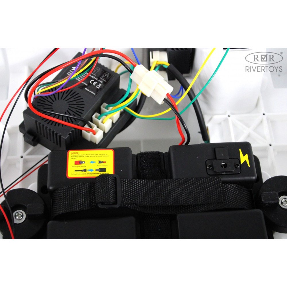 Детский автомобиль Mercedes-Benz Brabus Z888ZZ белый