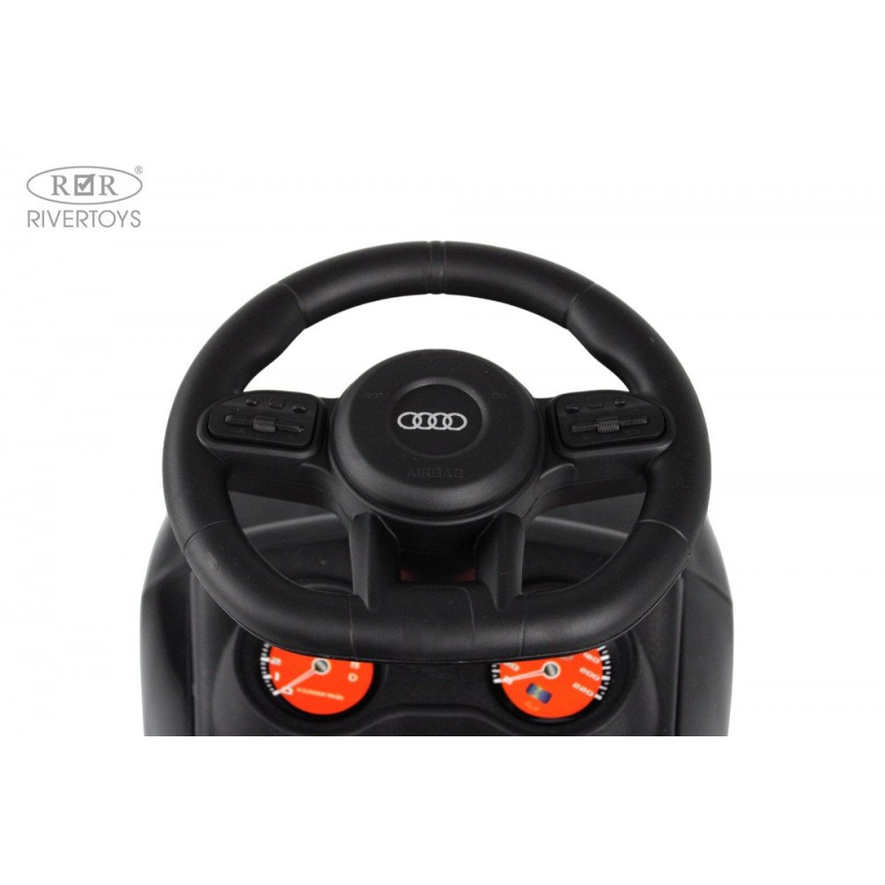 Толокар Audi Z004ZZ-A черный с музыкальным рулём и световыми фарами