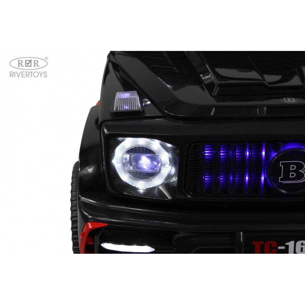 Детский электромобиль Z111VO черный (RiverToys)