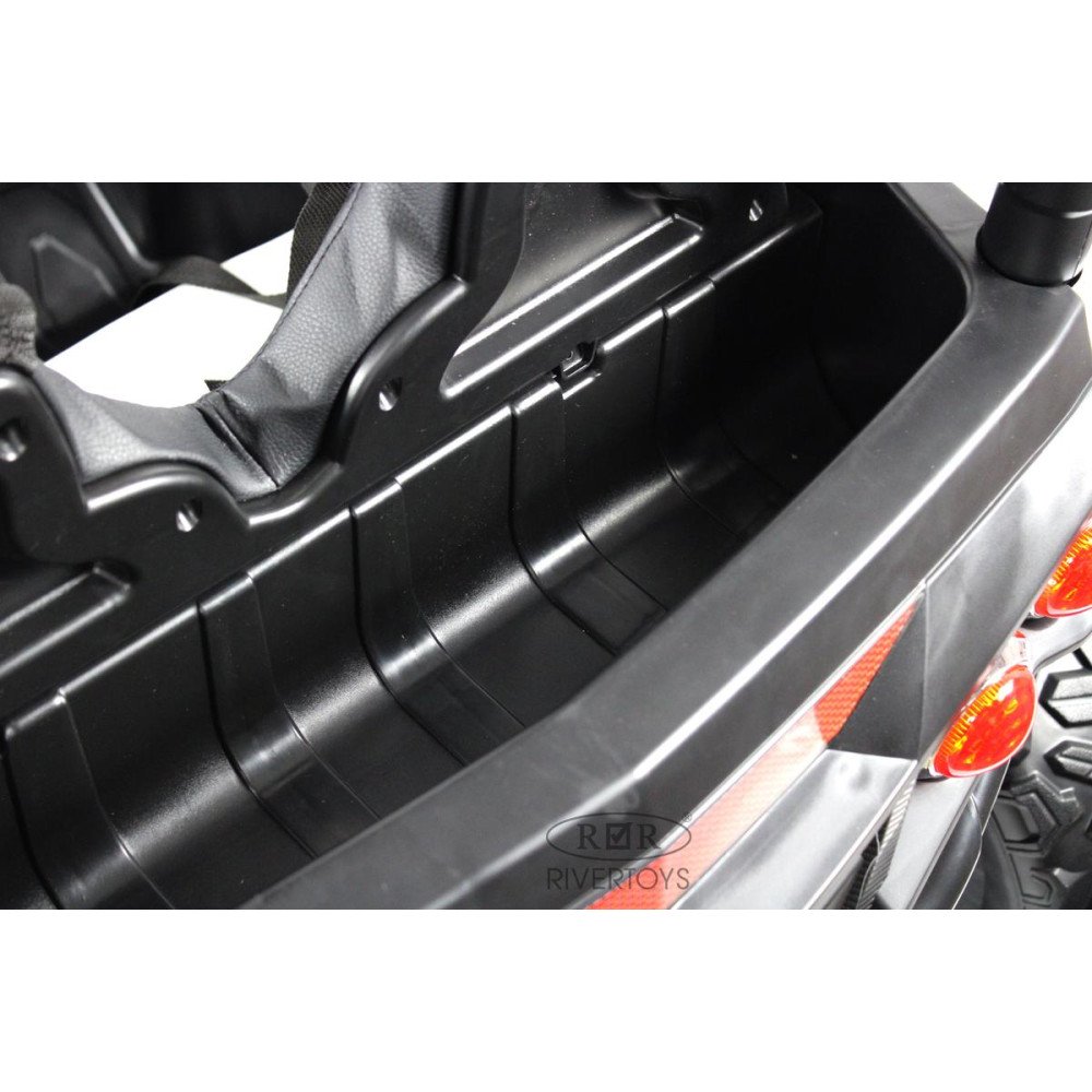 Полноприводный электромобиль джип Toyota М888БХ белый